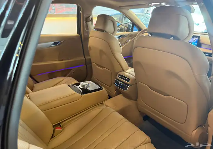 جينسيس G80 2025 10