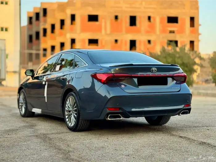 للبيع افالون 2021 ((فل كامل)) نظيفة جدا  ((ممشى قليل)) 5