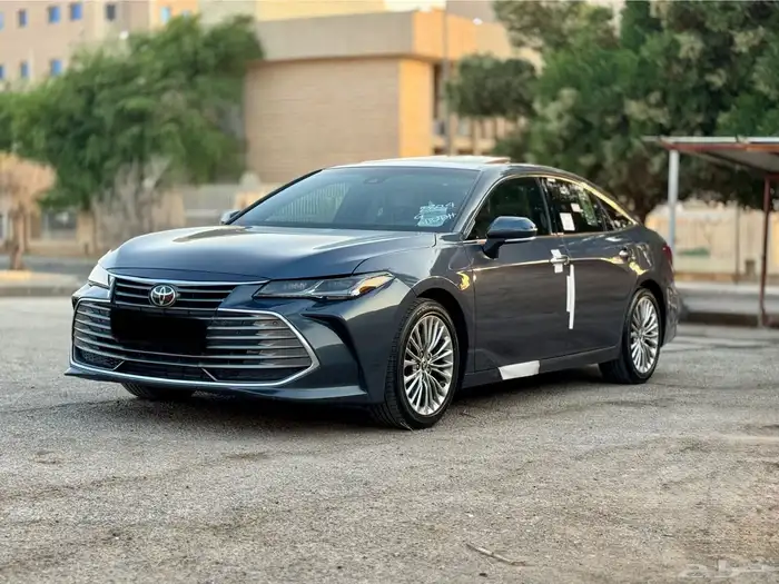 للبيع افالون 2021 ((فل كامل)) نظيفة جدا  ((ممشى قليل)) 2