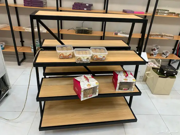 رفوف محل تجاري وطاولة كاشير الطول 6 1