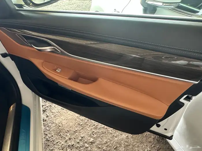 بي ام دبليو 730 م 2018 مخزن عداد 31 ألف كم 37