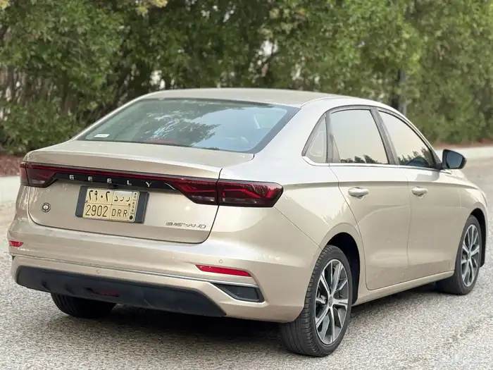 جيلي إمجراند 7 2023 فل كامل بودي وكاله 8