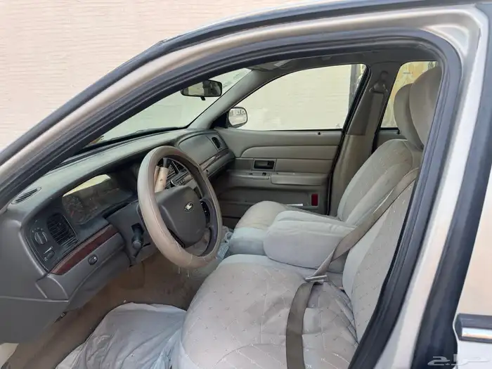 فورد فكتوريا 2011 6