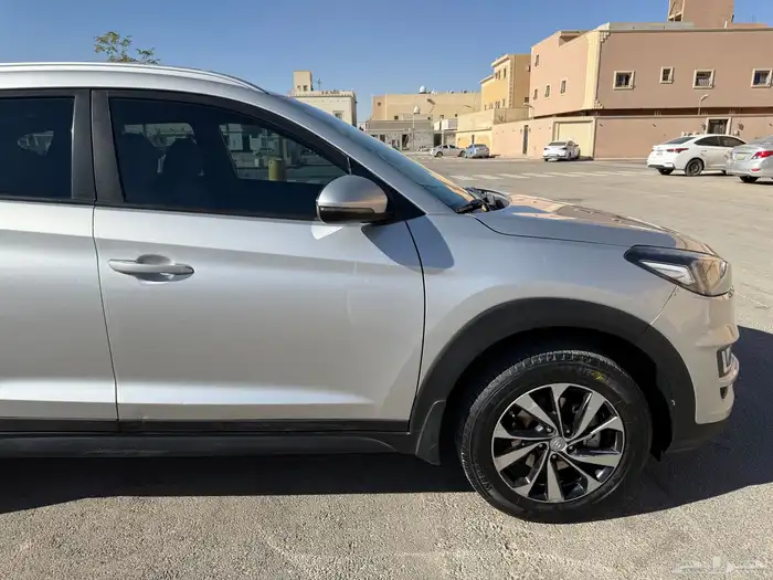 هونداي توسان مديل 2021 - للبيع مع اللوحات 6