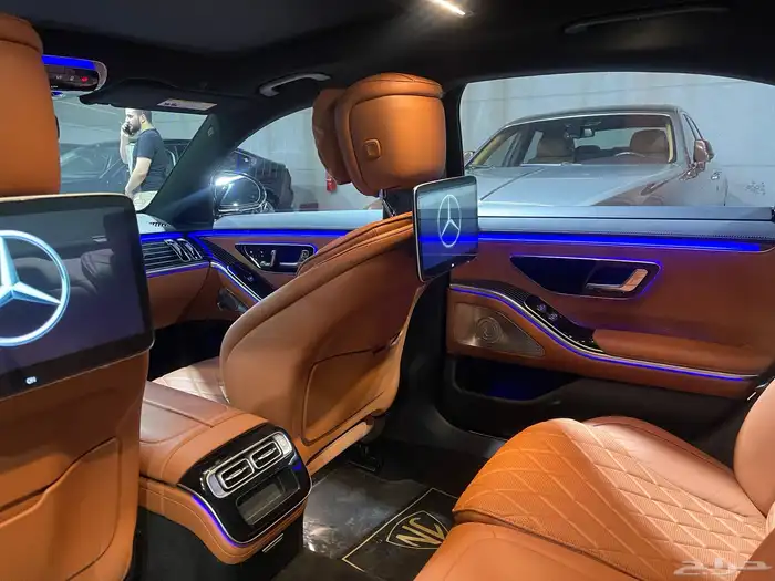 مرسيدس الجوهره شاشات خلفيه 23