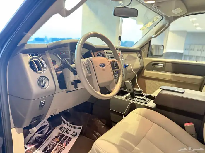 فورد اكسبيدشن 2014 17