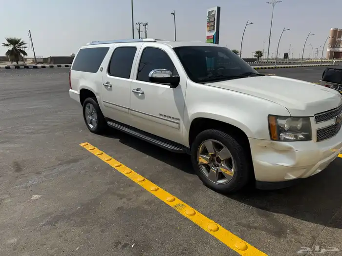 سيارة سوبربان شفروليه موديل 2010 9