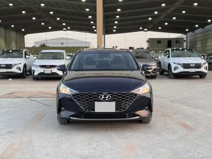 هيونداي اكسنت 2023 ازرق غامق 2