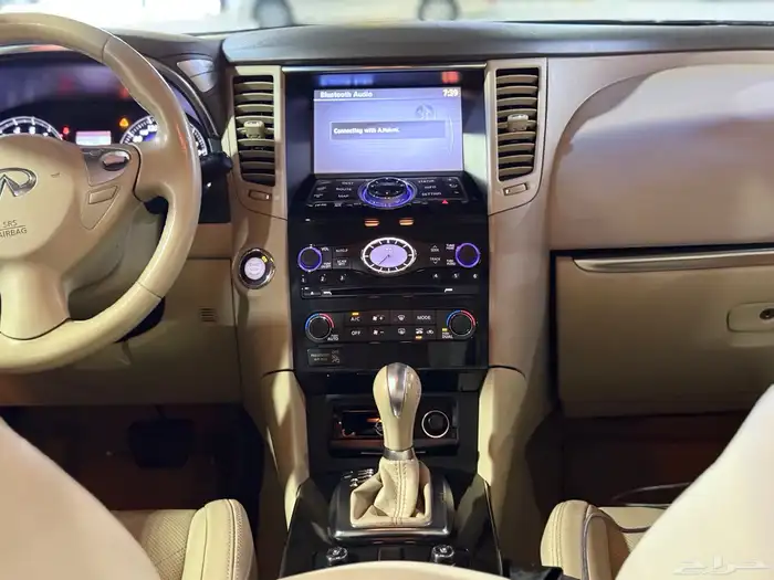 إنفينيتي QX70 2018 14