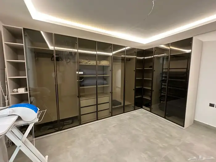 شقة فاخرة مؤثثة في حي الملقا مساحة 185م 6