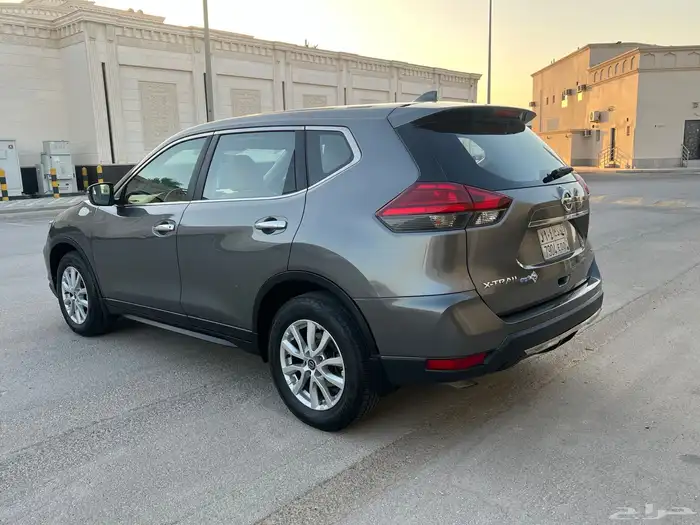 نيسان اكس تريل 2018 10