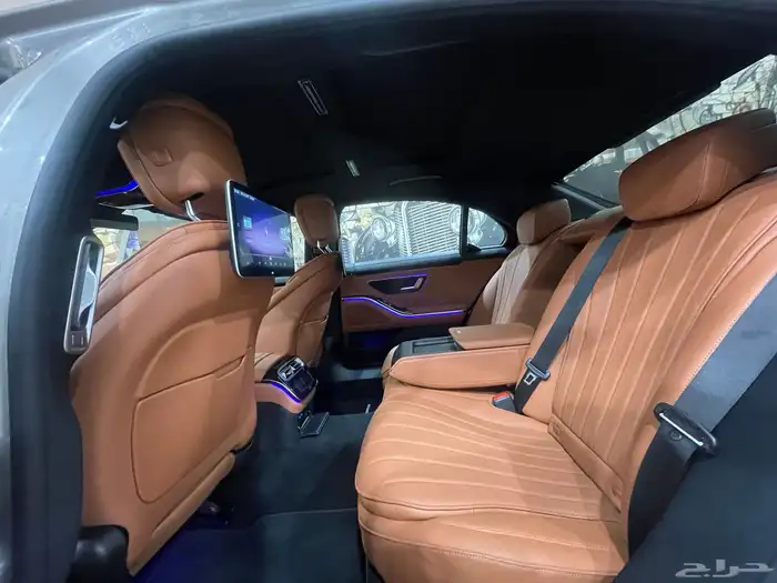 مرسيدس الجوهره شاشات خلفيه 32