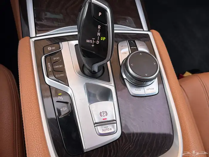 بي ام دبليو Li730 2020 28