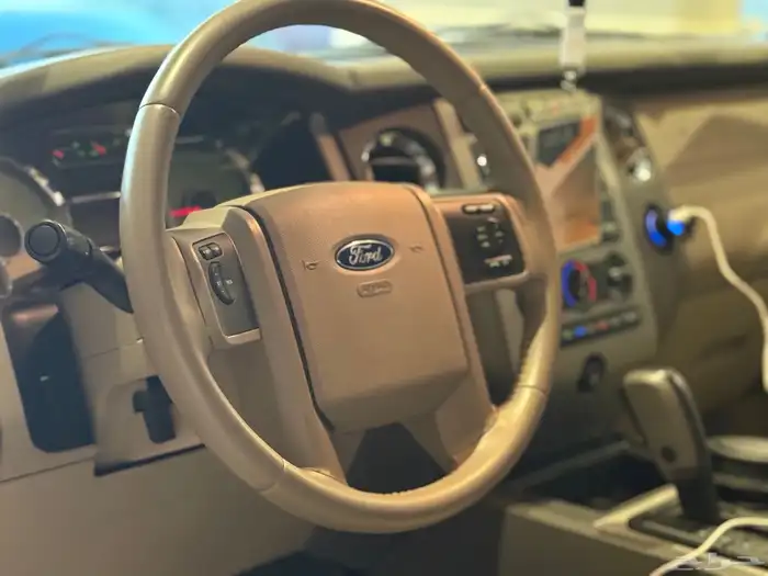 فورد اكسبيدشن 2014 18