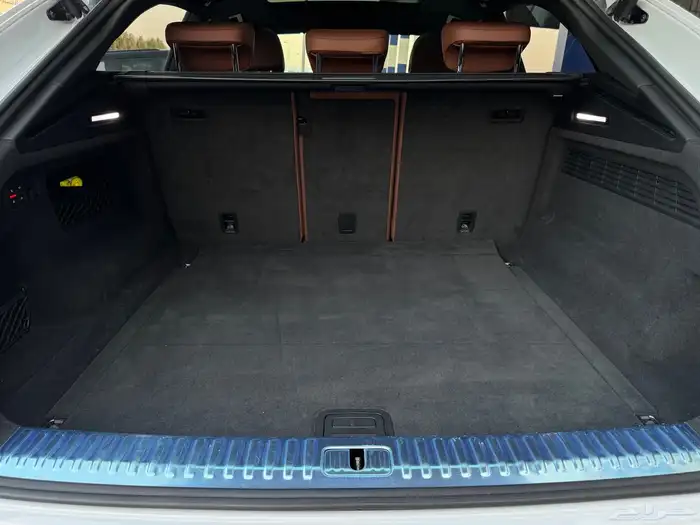 اودي Q8 2023 S line على الضمان عداد 25 الف 14