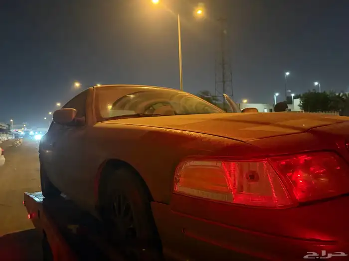 فورد فكتوريا موديل2004 0