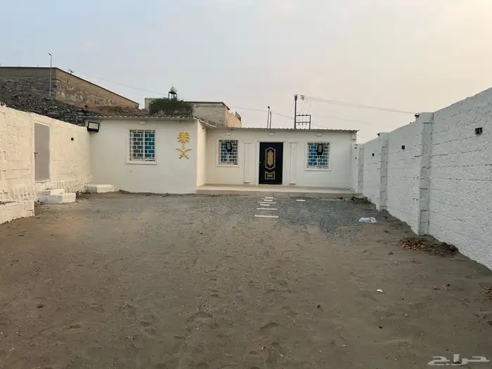 شقه صغيره صاله   غرفه نوم مع حوش 7