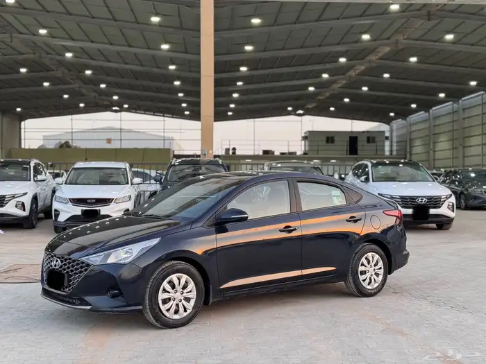هيونداي اكسنت 2023 ازرق غامق 1