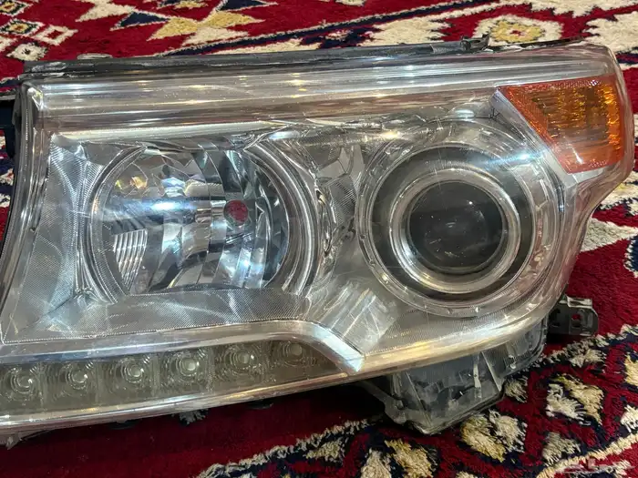 شمعات لاندكروزر 1