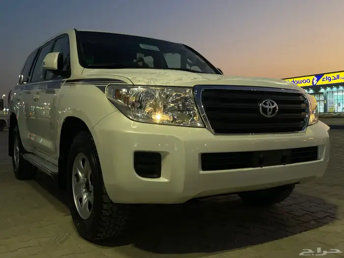 لاندكروزر جي اكس هدد 2015 في قمه النظافه 11