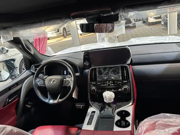 لكزس 2025 LX600سعودي F sport 14