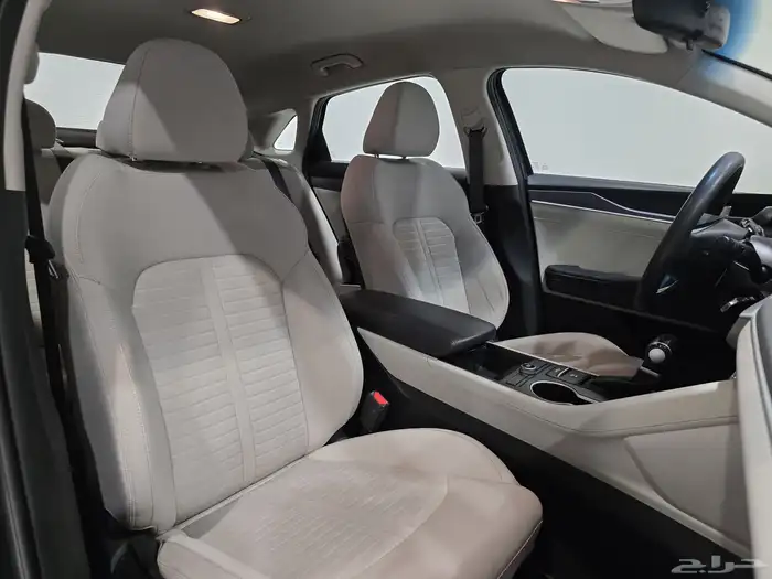 كيا K5 موديل 2022 بحاله الوكاله 8