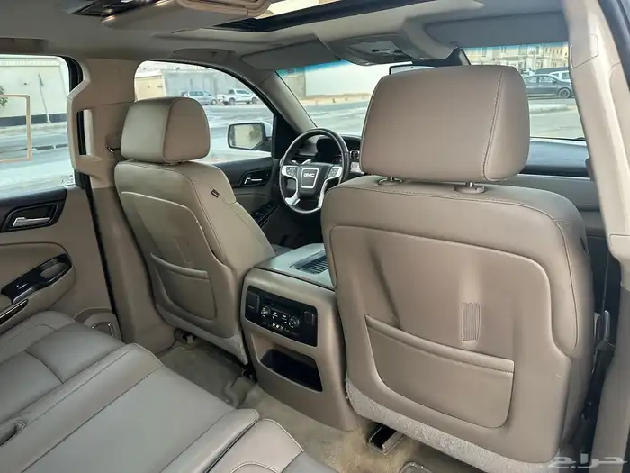 يوكن 2015 SLT اعلئ فئة وكالة 46