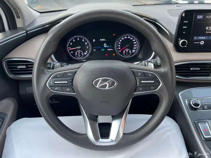 سنتافي 2023 دبل بنزين 7 مقاعد نظيف جدا لدى قمة الاطلال 51