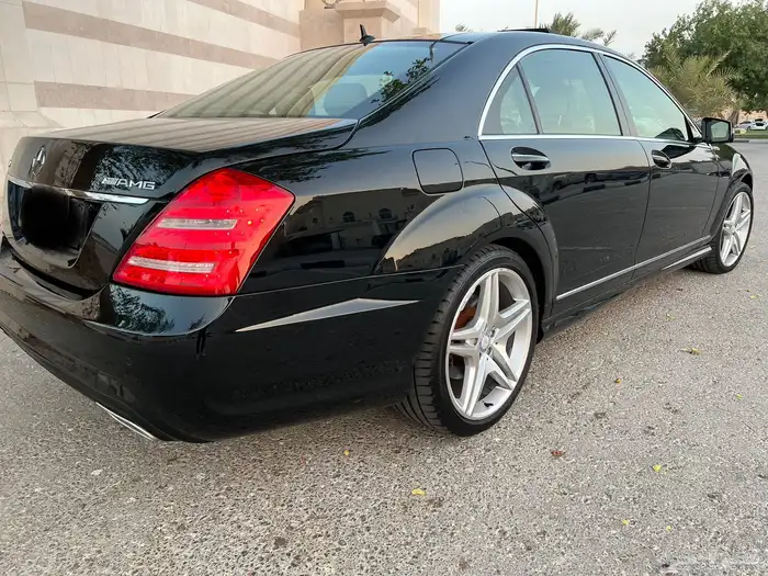 مرسيدس S350 الموديل 2010 ممشى قليل نظيف 6