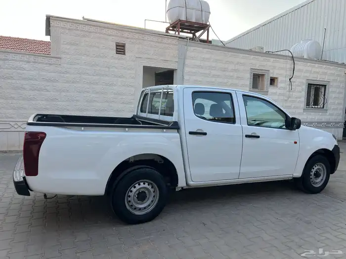 ايسوزو ديماكس 2021 بدون دبل لدى قمة الاطلال 10