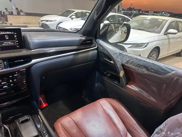جيب لكزس LX570 سبورت بلس بحاله الوكاله 30
