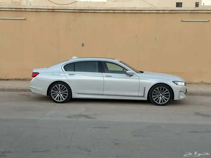 بي ام دبليو 730 - 2020 1