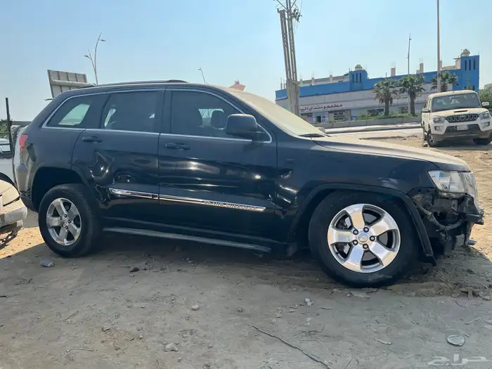 جيب شروكي موديل 2012 مصدوم قابل لااصلاح 1