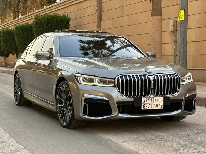 بي ام 740iL 2021 ضمان وصيانه 1