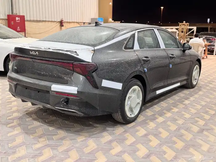 كيا كي 5 استاندار مطور موديل 2025 3