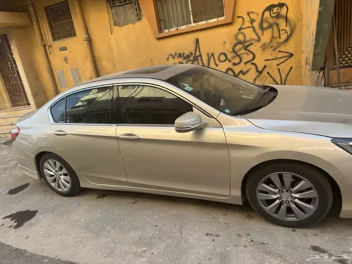 سياره اكورد موديل 2016 للبيع 4