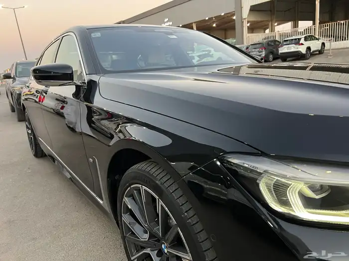 بي ام دبليو 2020 LI 730 فل كامل كت ام 2