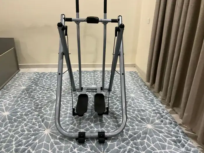 الغزال الطائر جهاز رياضي على السوم 2