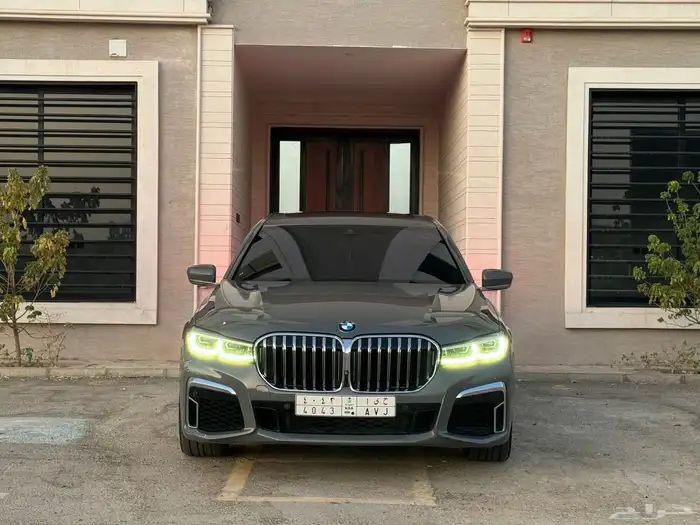 بي ام دبليو مديل 2021 730 2