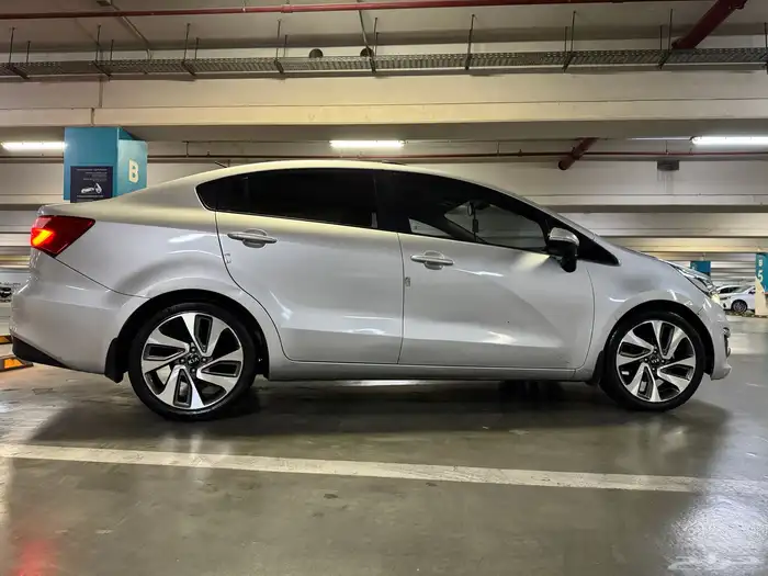 للبيع كيا ريو فل كامل 2016 4