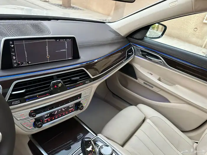 بي ام 740 ماشي فقط 73 الف بدي وكاله صيانات وكاله 22