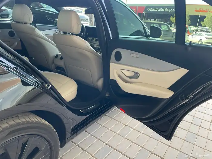 مرسيدس 2021 E250 رادار قياده ذاتيه فتحه سقف ( بنزين) 2.0T 21