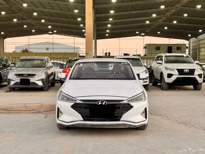 هيونداي النترا 2020 ابيض 1.6 2