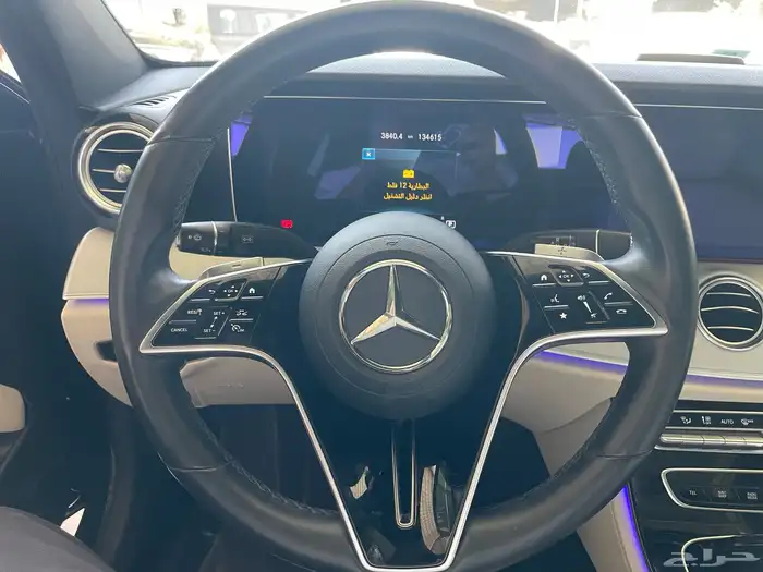 مرسيدس 2021 E250 رادار قياده ذاتيه فتحه سقف ( بنزين) 2.0T 25