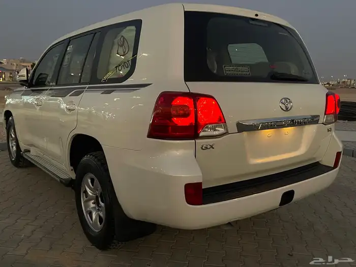 لاندكروزر جي اكس هدد 2015 في قمه النظافه 31