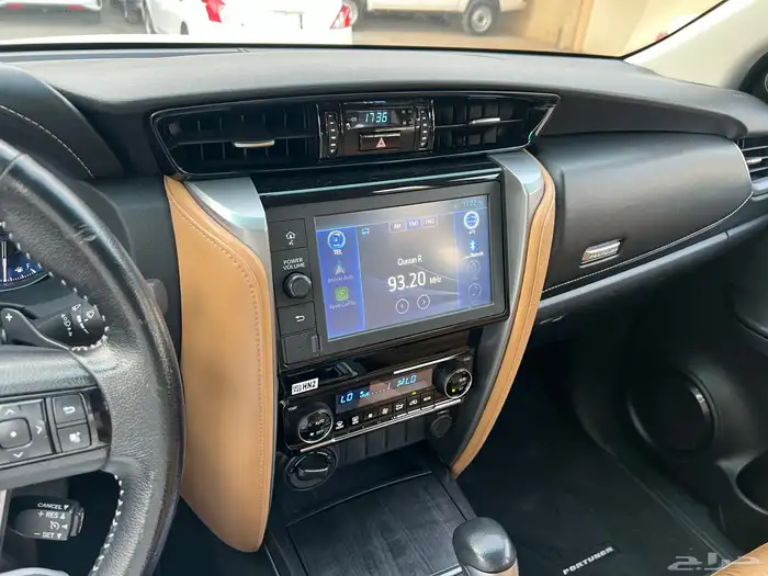 فورتشنر 2022 بنزين 6 سلندر نظيف جدا لدى قمة الاطلال 61