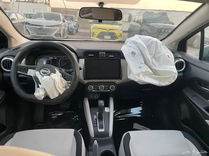 نيسان صني مصدوم 18