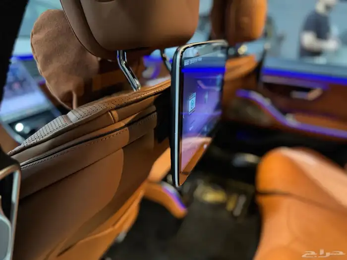 مرسيدس الجوهره شاشات خلفيه 22