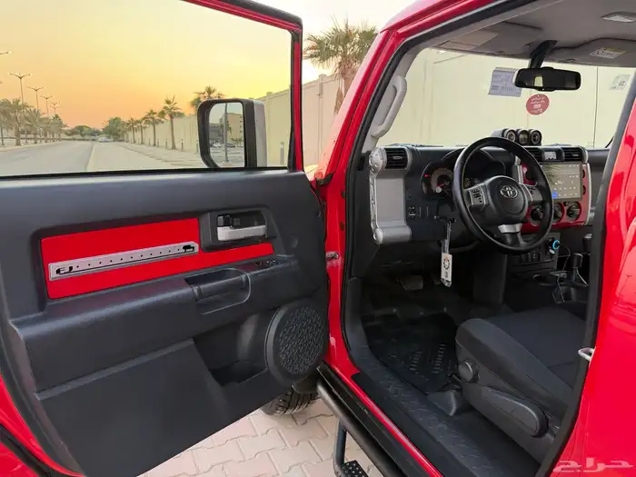 تويوتا اف جي 2015 سعودي فل كامل نضيف جدا 23