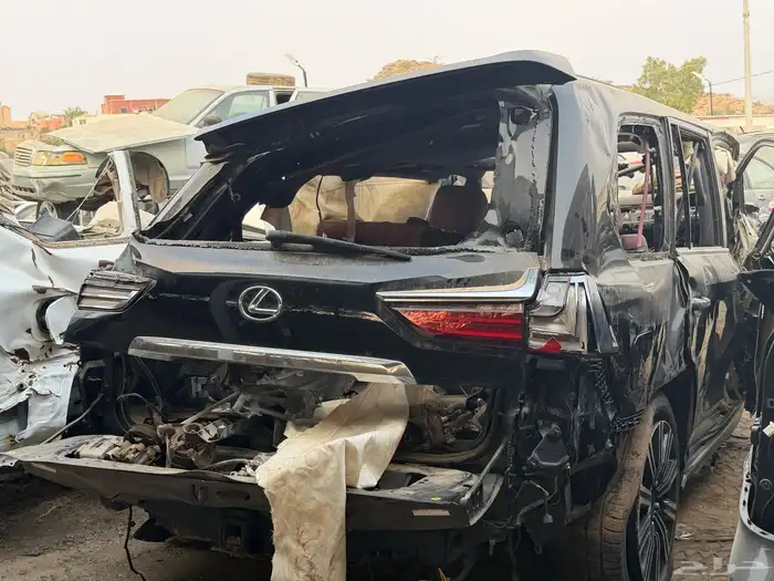 قطع الكزس 2021LX 1